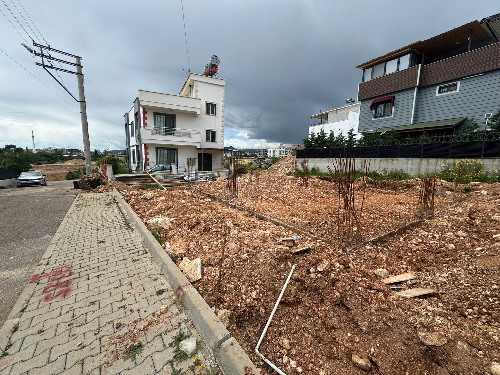 YENİŞEHİR DENİZ MAHALLESİNDE 235M ARSA