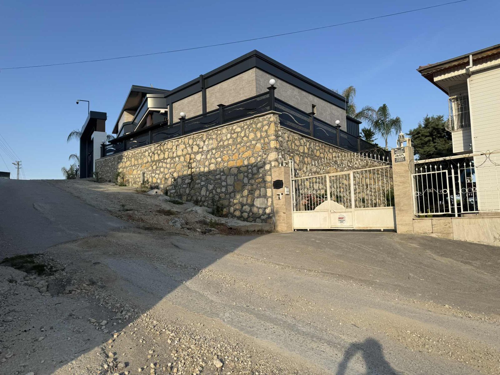 Toroslar kaşlıda eşsiz manzarası ile satılık arsa